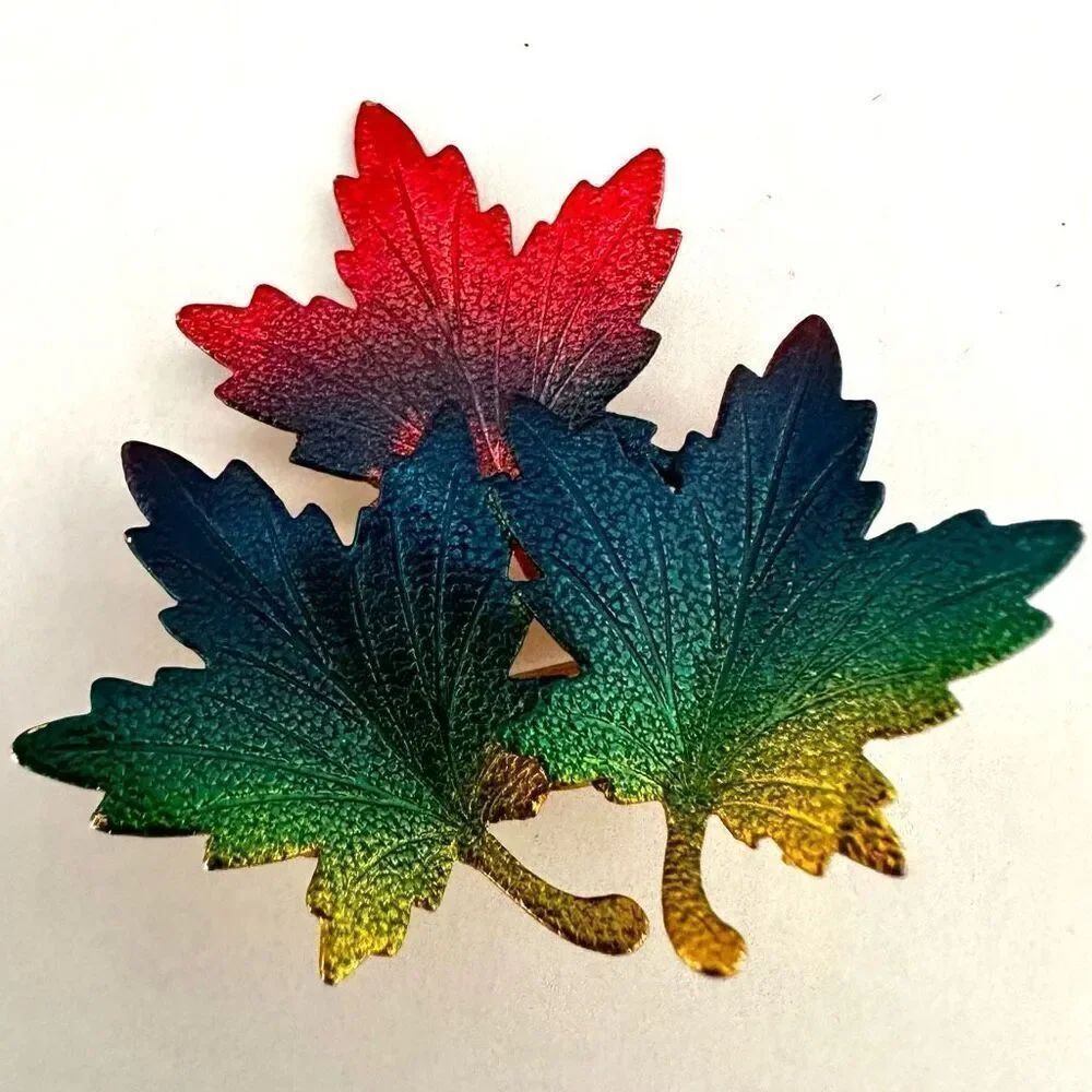 Colorful leaf brooch - Picture 2 of 4